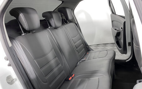 Renault Logan II, 2019 год, 649 000 рублей, 12 фотография