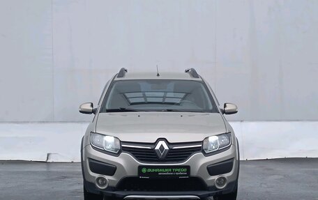Renault Sandero II рестайлинг, 2018 год, 925 000 рублей, 2 фотография