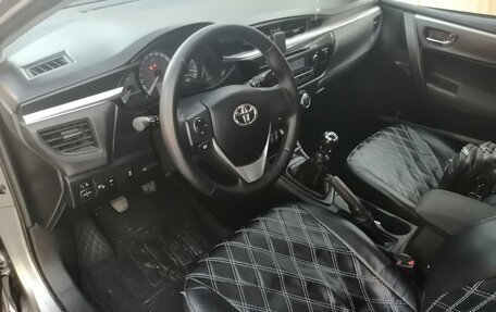 Toyota Corolla, 2014 год, 1 000 000 рублей, 1 фотография
