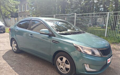 KIA Rio III рестайлинг, 2013 год, 799 999 рублей, 2 фотография
