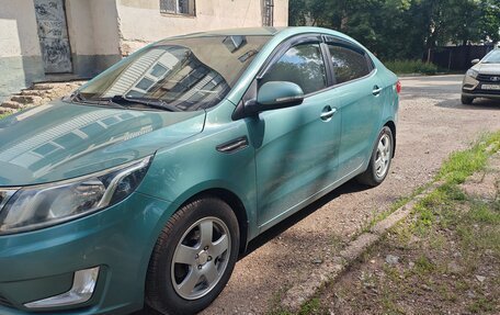 KIA Rio III рестайлинг, 2013 год, 799 999 рублей, 3 фотография