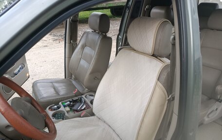 KIA Carnival III, 2005 год, 650 000 рублей, 2 фотография