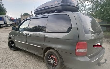 KIA Carnival III, 2005 год, 650 000 рублей, 12 фотография