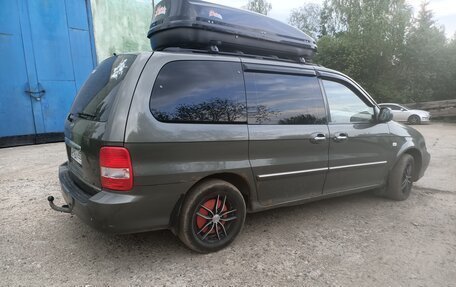 KIA Carnival III, 2005 год, 650 000 рублей, 19 фотография