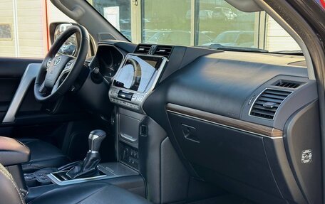 Toyota Land Cruiser Prado 150 рестайлинг 2, 2017 год, 3 749 000 рублей, 9 фотография