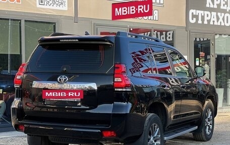 Toyota Land Cruiser Prado 150 рестайлинг 2, 2017 год, 3 749 000 рублей, 7 фотография
