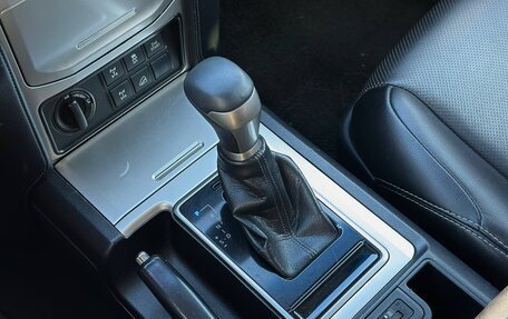 Toyota Land Cruiser Prado 150 рестайлинг 2, 2017 год, 3 749 000 рублей, 20 фотография