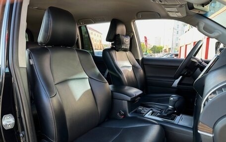 Toyota Land Cruiser Prado 150 рестайлинг 2, 2017 год, 3 749 000 рублей, 29 фотография