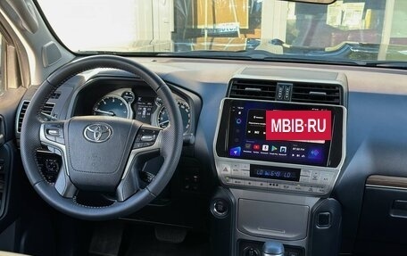 Toyota Land Cruiser Prado 150 рестайлинг 2, 2017 год, 3 749 000 рублей, 32 фотография