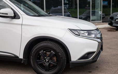 Mitsubishi Outlander III рестайлинг 3, 2018 год, 1 429 000 рублей, 5 фотография