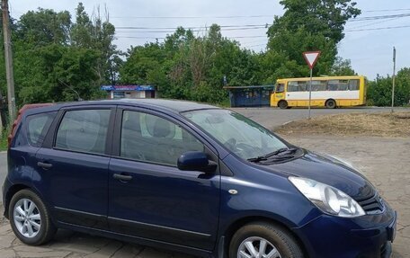 Nissan Note II рестайлинг, 2011 год, 650 000 рублей, 1 фотография
