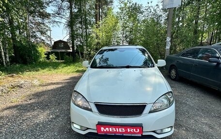 Daewoo Gentra II, 2013 год, 500 000 рублей, 1 фотография