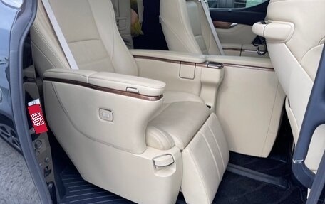Toyota Alphard III, 2015 год, 3 900 000 рублей, 23 фотография