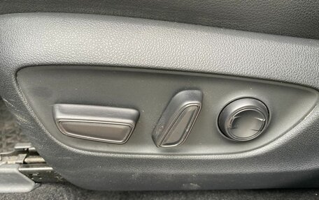 Toyota RAV4, 2019 год, 2 569 000 рублей, 22 фотография