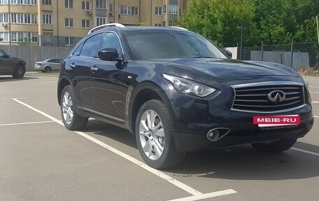 Infiniti FX II, 2012 год, 2 440 000 рублей, 6 фотография