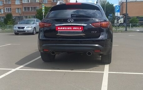 Infiniti FX II, 2012 год, 2 440 000 рублей, 3 фотография