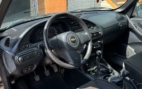 Chevrolet Niva I рестайлинг, 2017 год, 800 000 рублей, 5 фотография