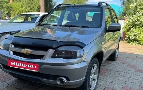 Chevrolet Niva I рестайлинг, 2017 год, 800 000 рублей, 2 фотография