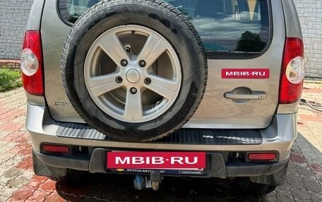 Chevrolet Niva I рестайлинг, 2017 год, 800 000 рублей, 4 фотография