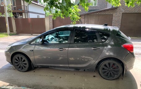 Opel Astra J, 2012 год, 600 000 рублей, 2 фотография