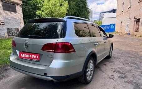 Volkswagen Passat B7, 2013 год, 1 100 000 рублей, 2 фотография
