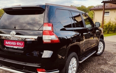 Toyota Land Cruiser Prado 150 рестайлинг 2, 2014 год, 5 349 000 рублей, 3 фотография