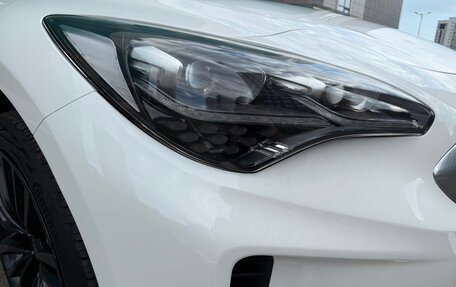 KIA Stinger I, 2018 год, 2 600 000 рублей, 6 фотография