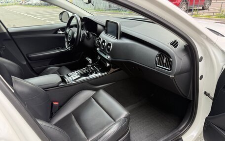 KIA Stinger I, 2018 год, 2 600 000 рублей, 11 фотография