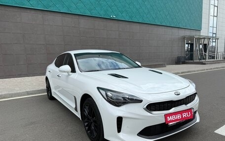 KIA Stinger I, 2018 год, 2 600 000 рублей, 2 фотография