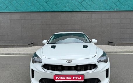 KIA Stinger I, 2018 год, 2 600 000 рублей, 3 фотография