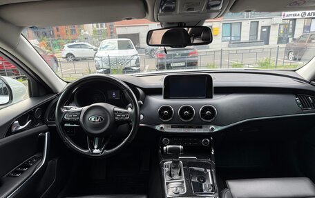 KIA Stinger I, 2018 год, 2 600 000 рублей, 19 фотография