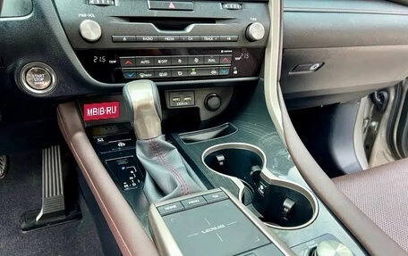 Lexus RX IV рестайлинг, 2020 год, 3 500 000 рублей, 15 фотография