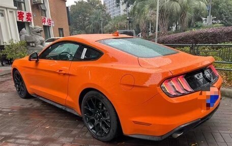 Ford Mustang VI рестайлинг, 2021 год, 2 700 000 рублей, 10 фотография