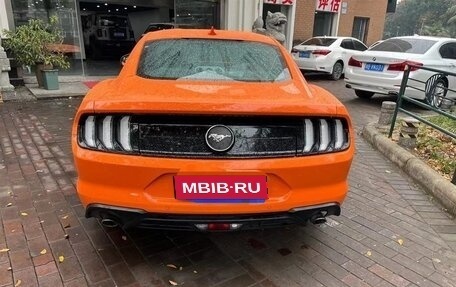 Ford Mustang VI рестайлинг, 2021 год, 2 700 000 рублей, 11 фотография