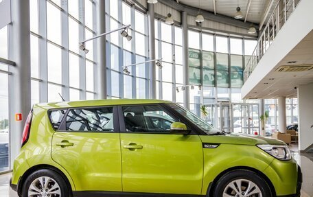 KIA Soul II рестайлинг, 2015 год, 1 598 000 рублей, 8 фотография