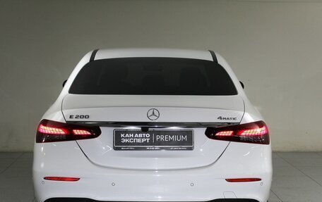 Mercedes-Benz E-Класс, 2021 год, 4 450 000 рублей, 5 фотография