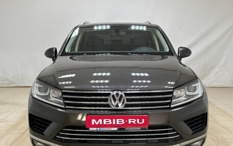 Volkswagen Touareg III, 2014 год, 2 450 000 рублей, 2 фотография