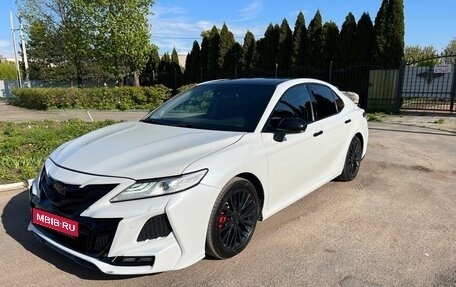 Toyota Camry, 2020 год, 2 990 000 рублей, 1 фотография