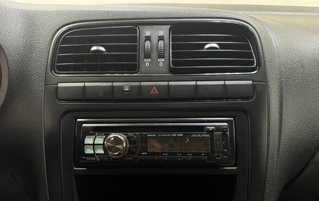 Volkswagen Polo VI (EU Market), 2011 год, 640 000 рублей, 17 фотография
