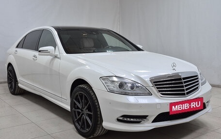 Mercedes-Benz S-Класс, 2010 год, 1 530 000 рублей, 3 фотография
