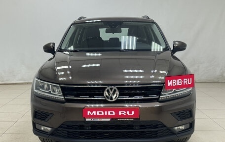 Volkswagen Tiguan II, 2019 год, 2 580 000 рублей, 2 фотография