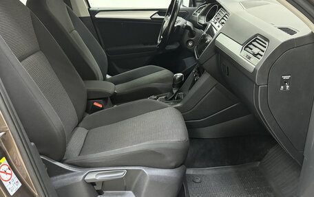 Volkswagen Tiguan II, 2019 год, 2 580 000 рублей, 12 фотография