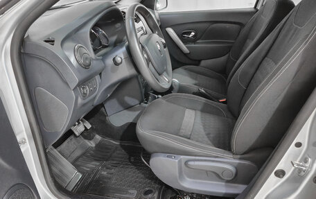 Renault Sandero II рестайлинг, 2015 год, 740 000 рублей, 10 фотография