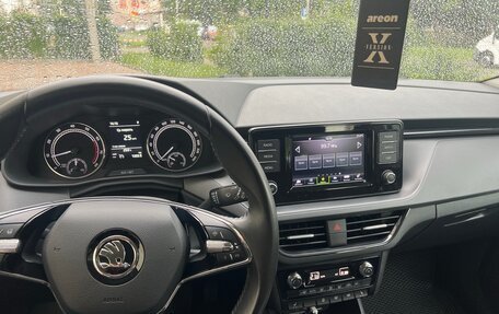 Skoda Rapid II, 2021 год, 1 800 000 рублей, 15 фотография