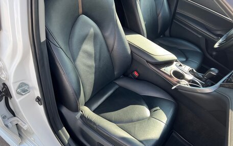 Toyota Camry, 2020 год, 2 990 000 рублей, 13 фотография