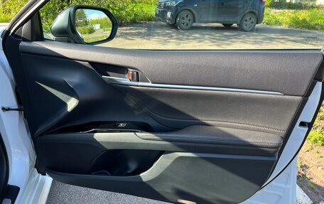 Toyota Camry, 2020 год, 2 990 000 рублей, 14 фотография