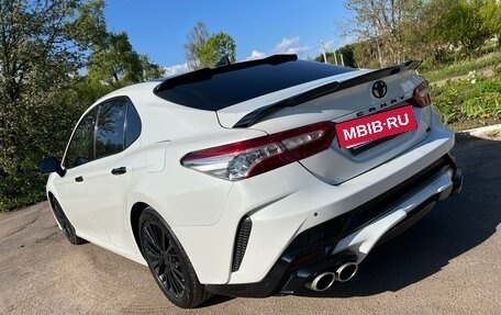 Toyota Camry, 2020 год, 2 990 000 рублей, 7 фотография