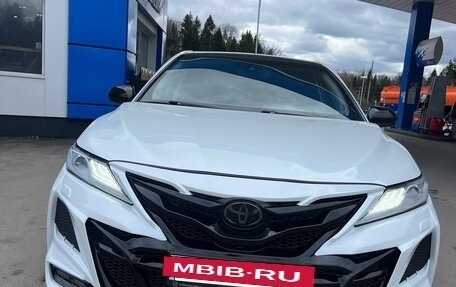 Toyota Camry, 2020 год, 2 990 000 рублей, 33 фотография