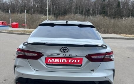 Toyota Camry, 2020 год, 2 990 000 рублей, 32 фотография