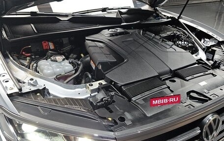 Volkswagen Touareg III, 2021 год, 3 586 000 рублей, 2 фотография